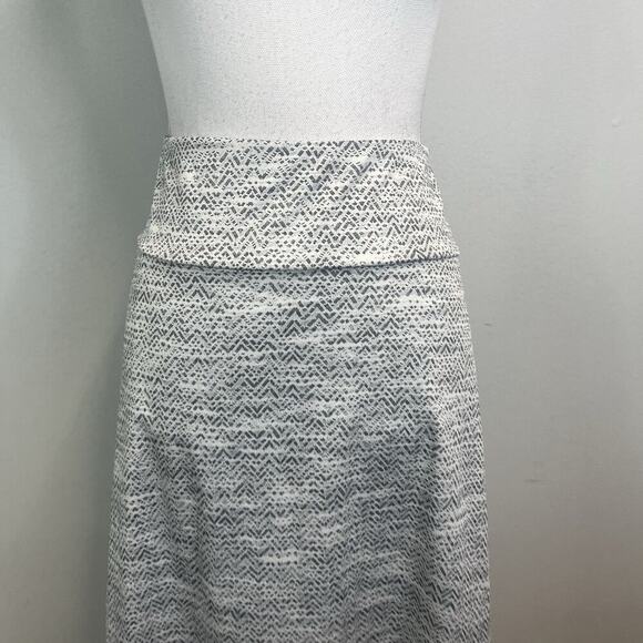 MPG Performance Gear Skirt sz Extra Large Black White Go Anywhere Travel Pockets - Picture 2 of 10